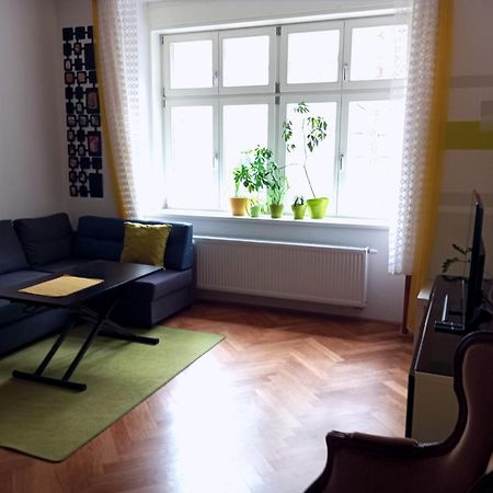 Garden Apartment Praga Zewnętrze zdjęcie